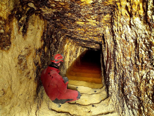 Roman mine gallery in Rosia Montana